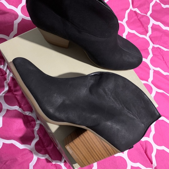 WOMEN'S A2 BY AEROSOLES  GRAVITY ANKLE BOOTIES - Picture 2 of 8